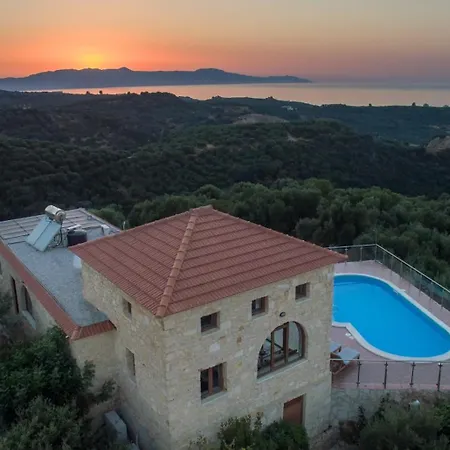 Hébergement de vacances Kourouni Stalós